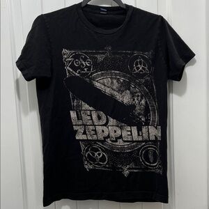 Led Zeppelin Black T-Shirt Size Small